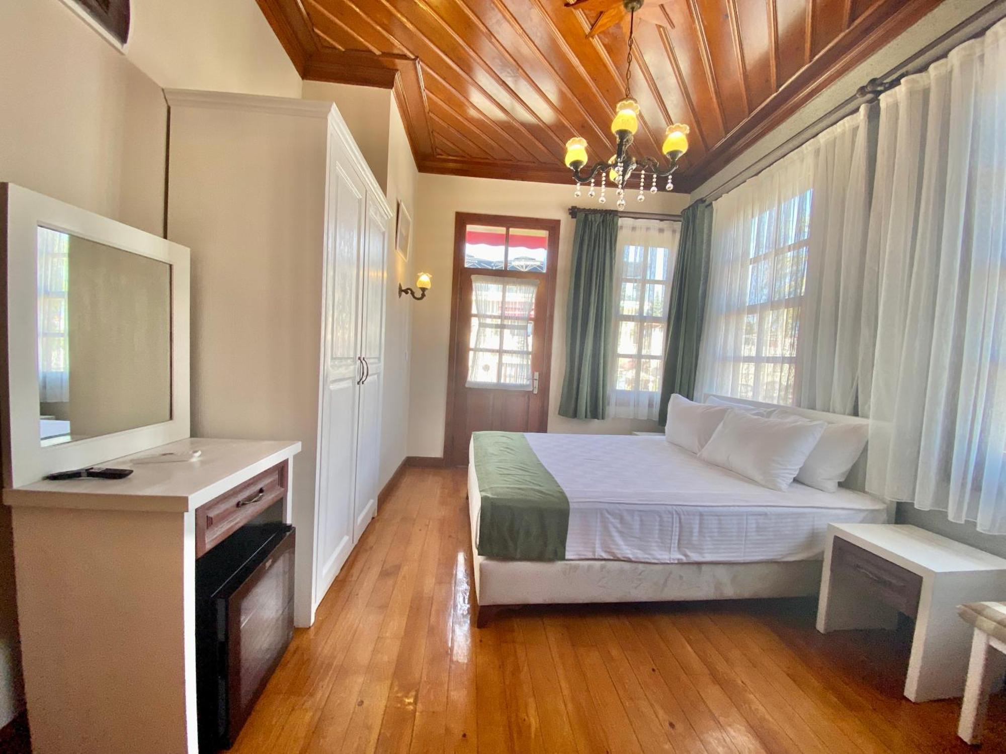 Ulivo Hotel อันตัลยา ภายนอก รูปภาพ